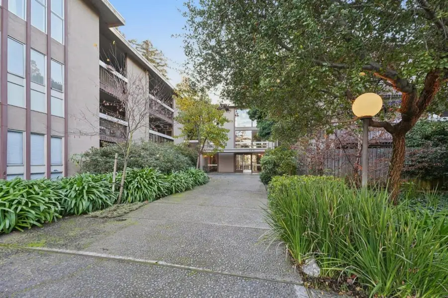 323 Monte Vista Avenue #203, Oakland, CA 94611 - #2