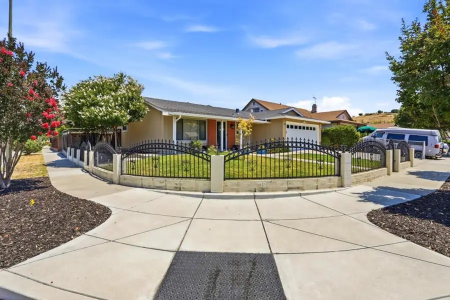 3876 Mare Place Court, San Jose, CA 95121 - #3