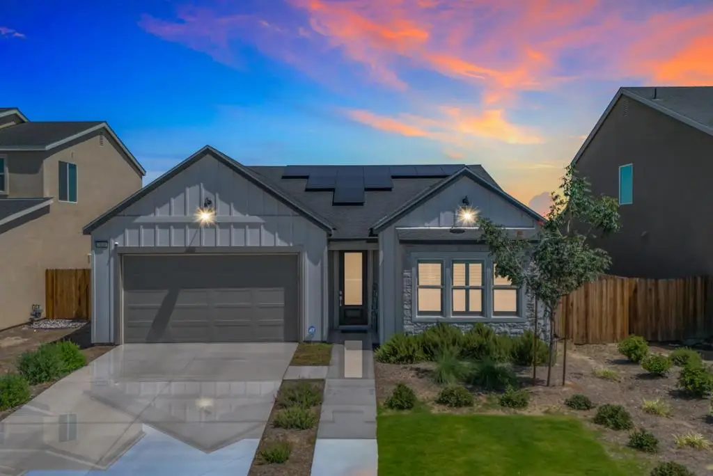 7436 Musa Grove Avenue, Bakersfield, CA 93313 - #1