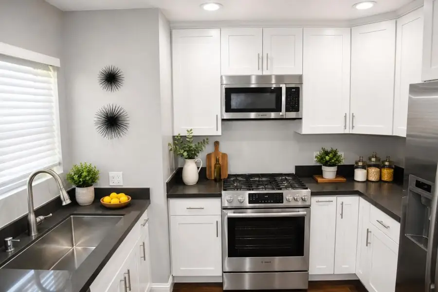 Address Withheld By Seller, Menlo Park, CA 94025 - #3