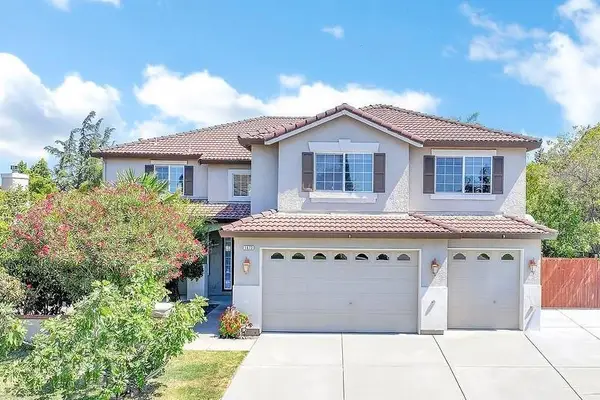 1073 Stillspring Drive, Vacaville, CA 95687