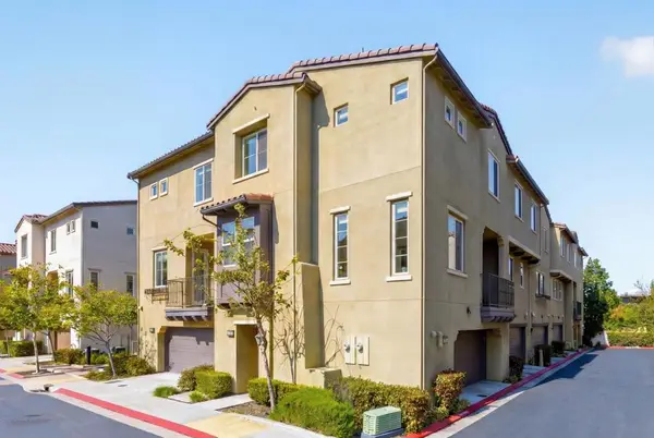 535 Holthouse Terrace, Sunnyvale, CA 94087