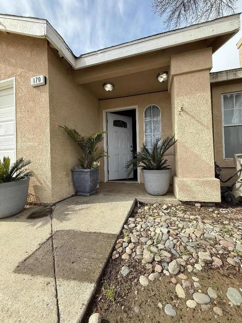 170 Willow Springs Avenue, Coalinga, CA 93210 - #2
