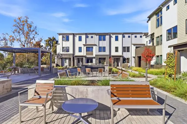 1112 Juana Court, Palo Alto, CA 94303