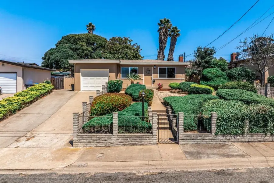 1072 Carson Street, Seaside, CA 93955 - #2