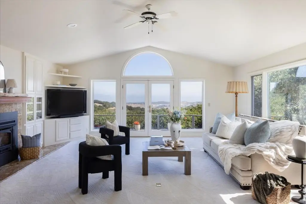 11827 Saddle Road, Monterey, CA 93940 - #1