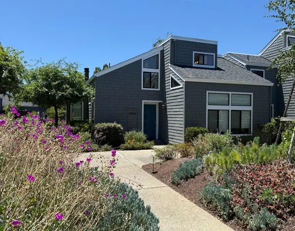 2080 Marich Way #15, Mountain View, CA 94040