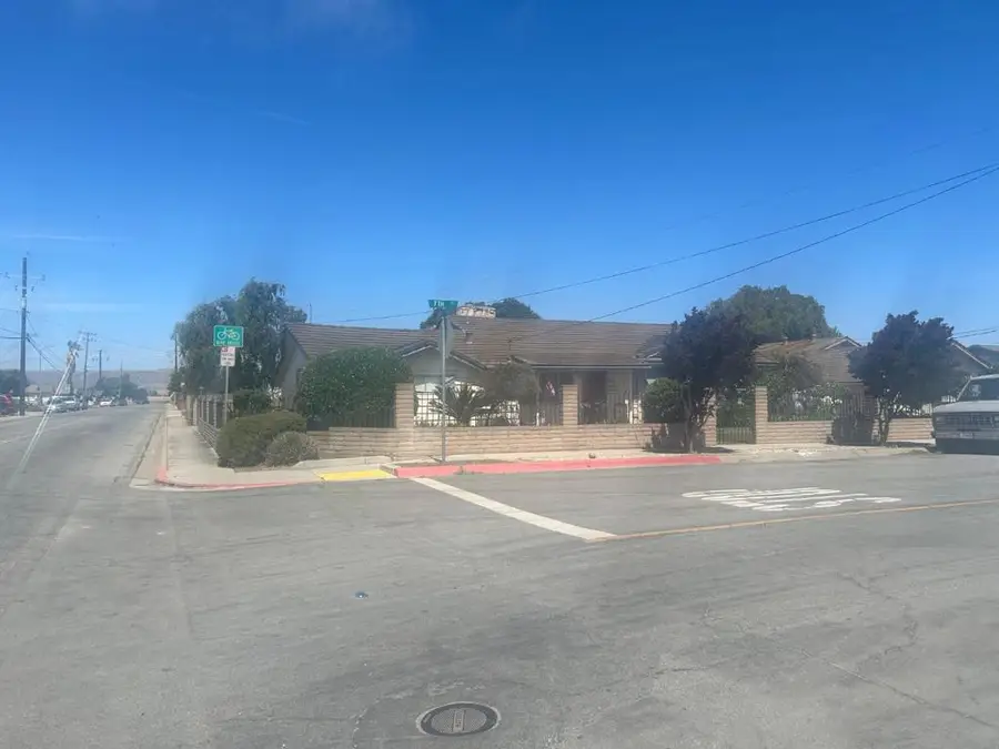 346 7th Street, Greenfield, CA 93927 - #2