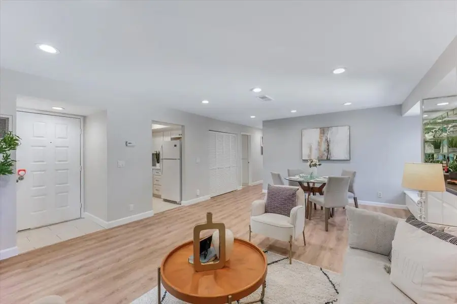 714 San Conrado Terrace #5, Sunnyvale, CA 94085 - #3