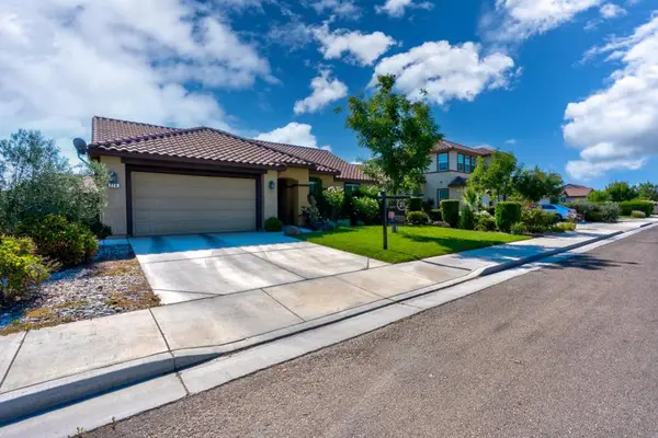 274 North, Los Banos, CA 93635