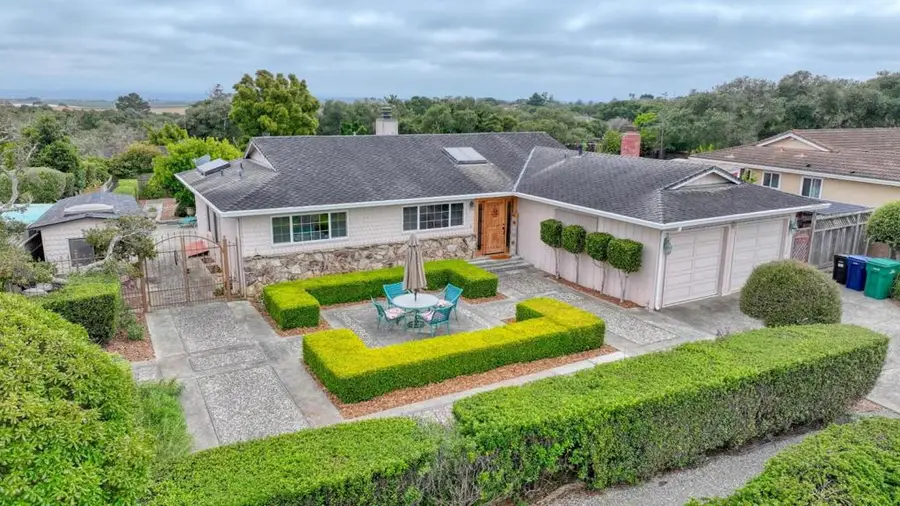 15460 Oak Hills Drive, Salinas, CA 93907 - #2