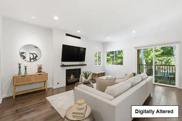 Address Withheld By Seller, Redwood City, CA 94061