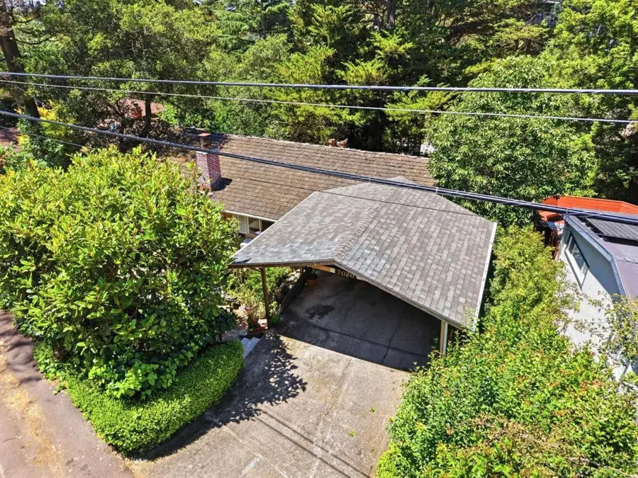 7020 Saroni Drive, Oakland, CA 94611 - #2