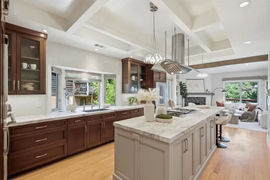 643 Vista Drive, Redwood City, CA 94062 - #2