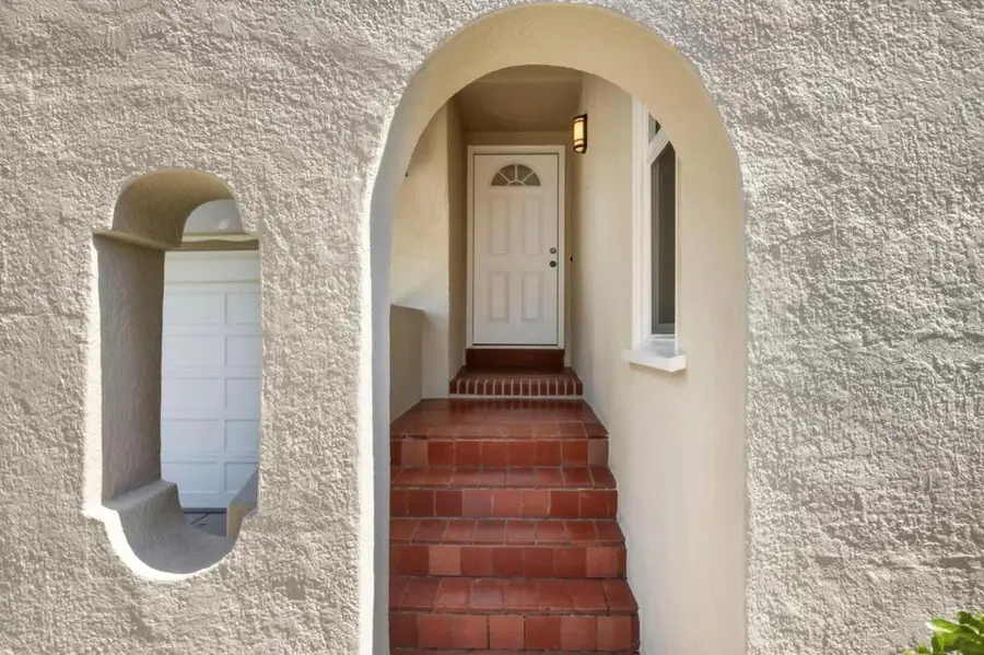 313 W 25th Avenue, San Mateo, CA 94403 - #2