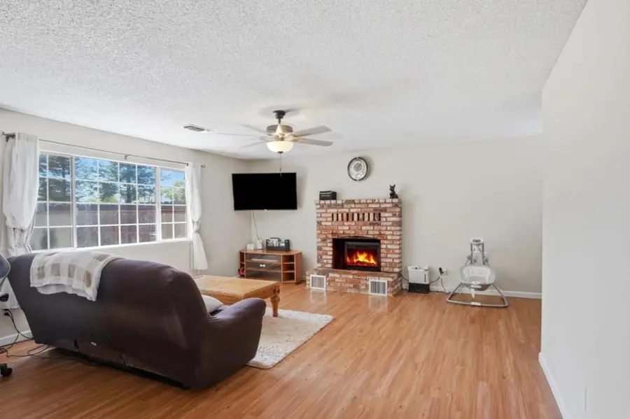 534 Lola Lane, Patterson, CA 95363 - #3