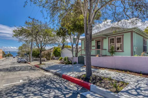 399 Hoffman Avenue, Monterey, CA 93940