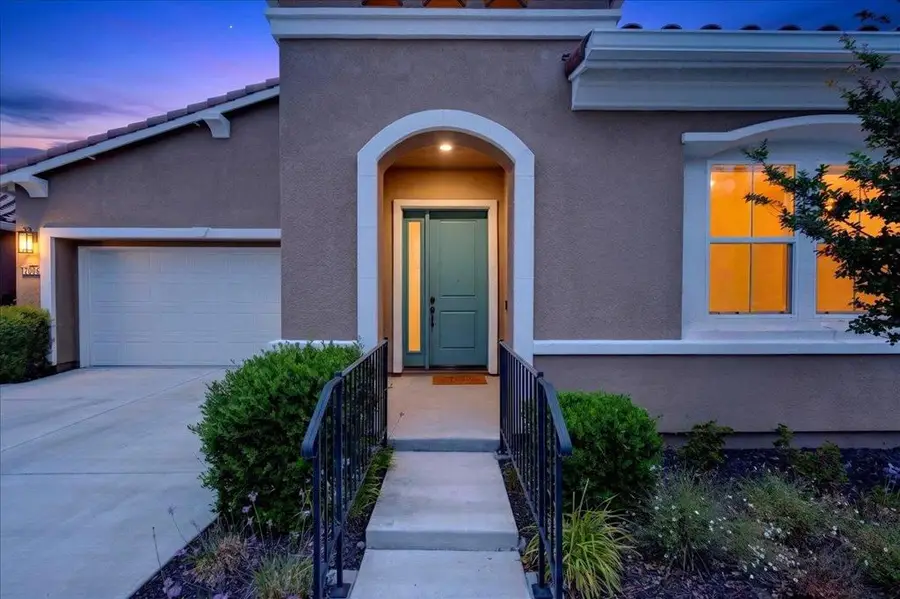 2006 Red Oak Drive, Hollister, CA 95023 - #2