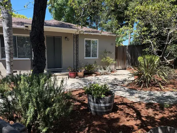 823 Cedar Street, Redwood City, CA 94063