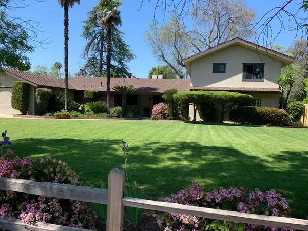 5555 N Nantucket Avenue, Fresno, CA 93704