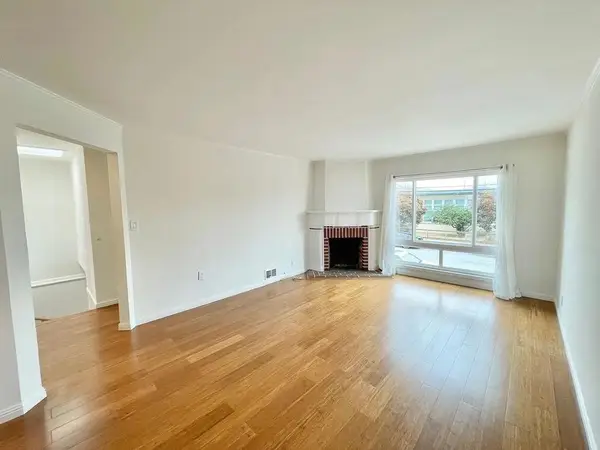 Address Withheld By Seller, San Francisco, CA 94116