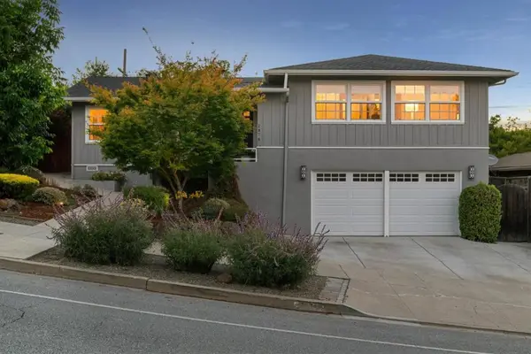 2874 Mcgarvey Avenue, Redwood City, CA 94061