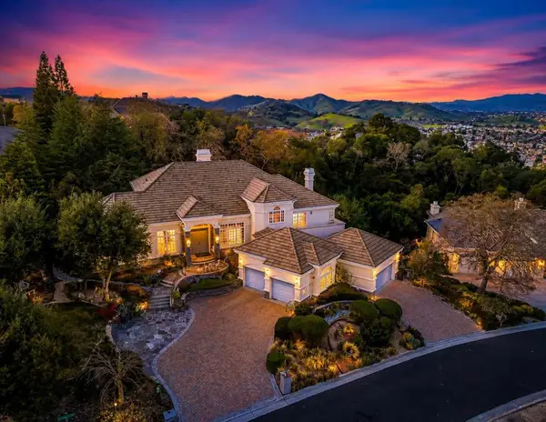 8451 Goldenrod Circle, Gilroy, CA 95020