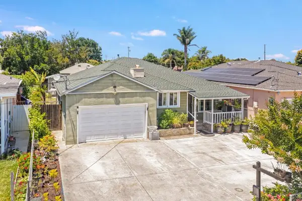 123 Gardenia Way, East Palo Alto, CA 94303