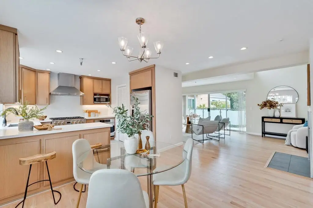 363 N Rengstorff Avenue #4, Mountain View, CA 94043 - #1