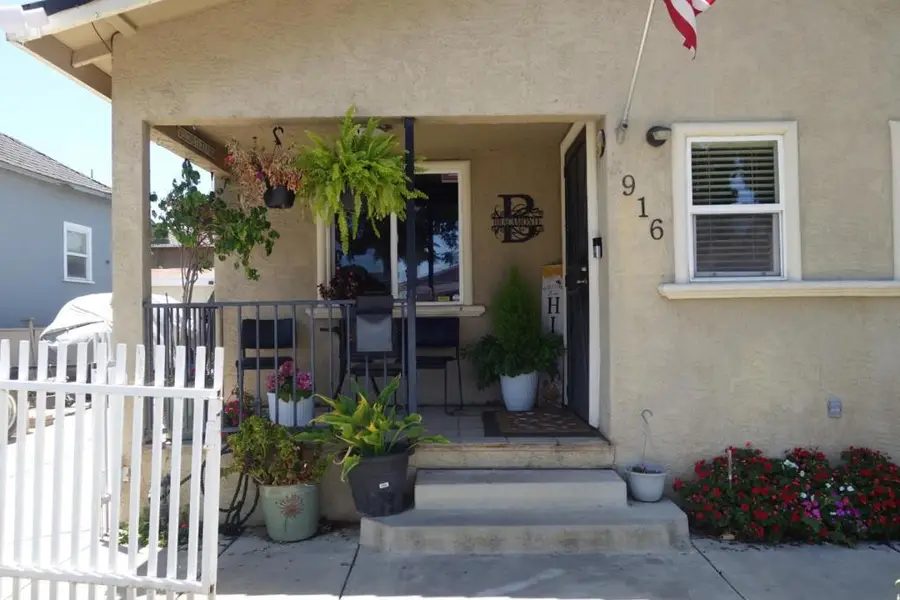 916 Sally Street, Hollister, CA 95023 - #2
