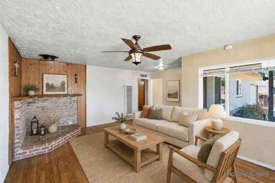 1513 S Nevada Avenue, Los Banos, CA 93635 - #2