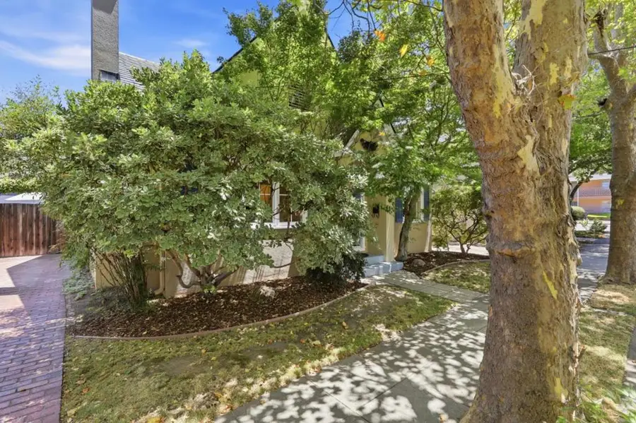 92 Atlas, San Jose, CA 95126 - #3