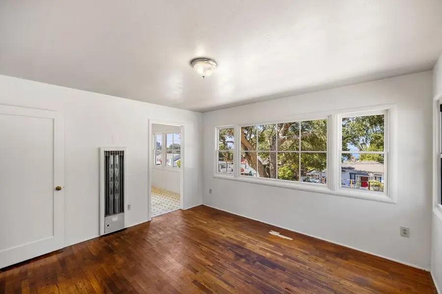 306 9th Street, Pacific Grove, CA 93950 - #3
