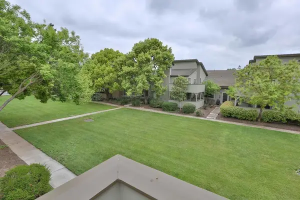 207 Del Monte Lane #57, Morgan Hill, CA 95037