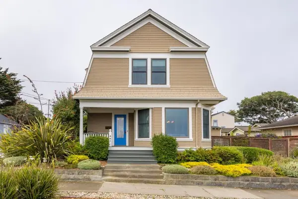 441 Pine Avenue, Pacific Grove, CA 93950