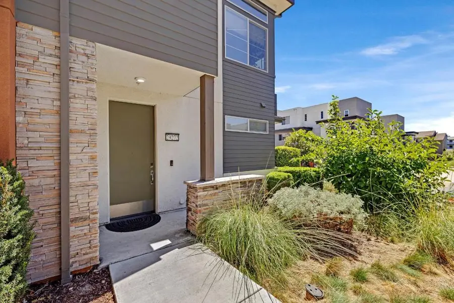 29272 Hub Lane, Hayward, CA 94544 - #2