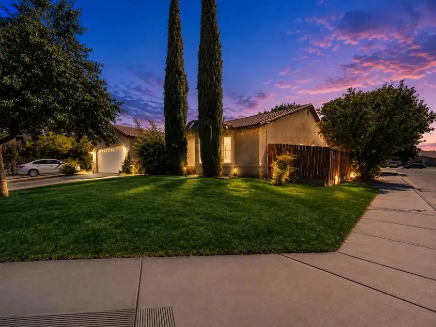1860 Shamrock Court, Wasco, CA 93280 - #2
