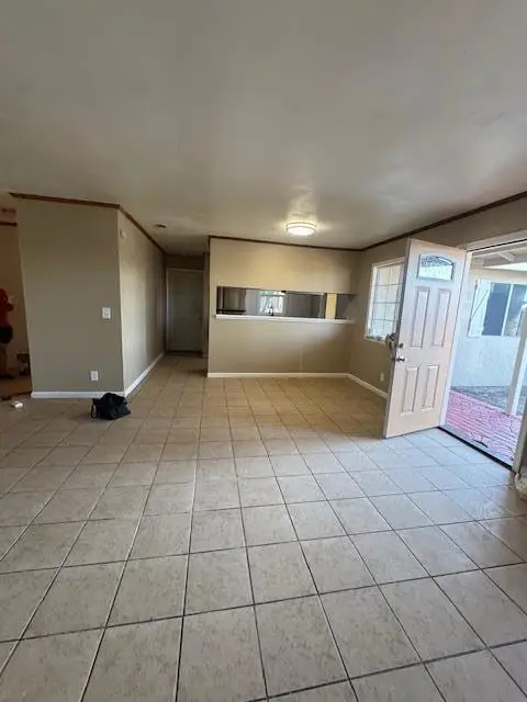 45120 Crown Avenue, King City, CA 93930 - #2