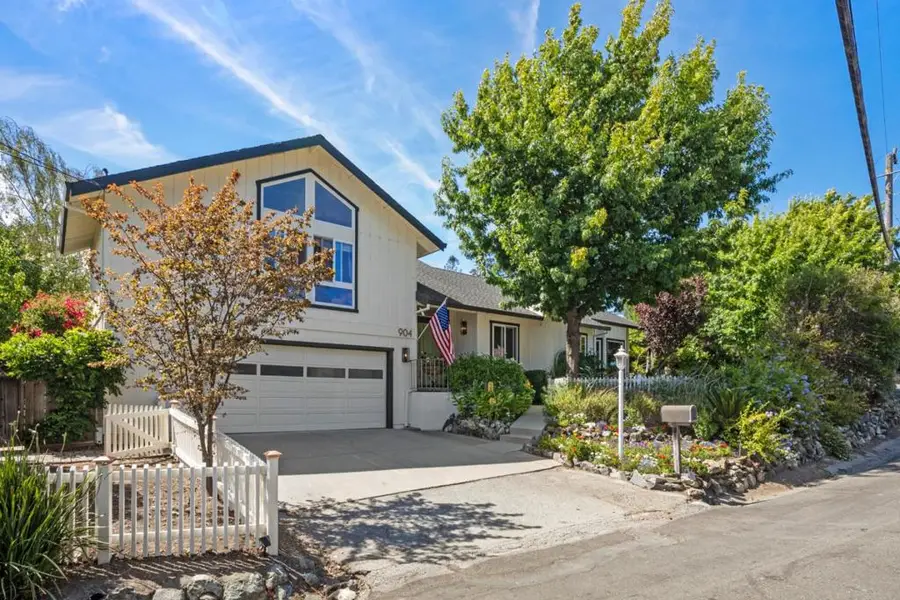 904 Lakeview Way, Redwood City, CA 94062 - #3