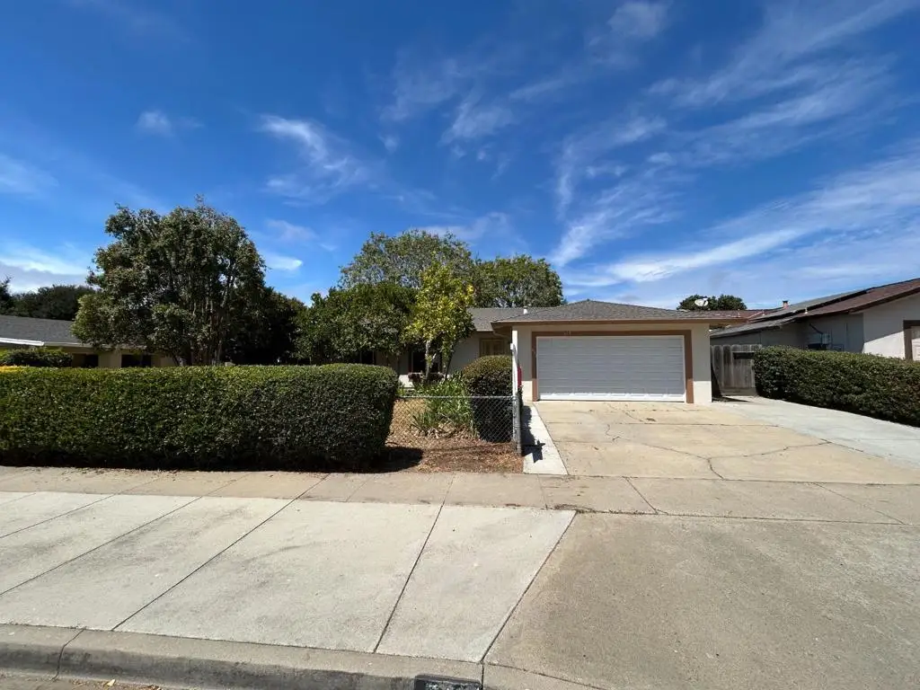 633 Saint George Drive, Salinas, CA 93905 - #1