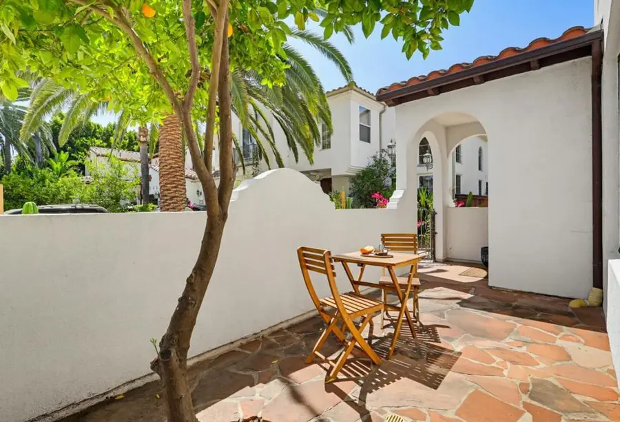 18120 Jaguar Court, Tarzana, CA 91335 - #3