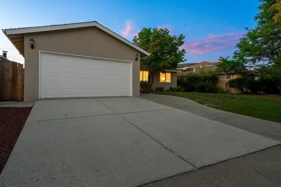 6951 Blue Hill, San Jose, CA 95129 - #2