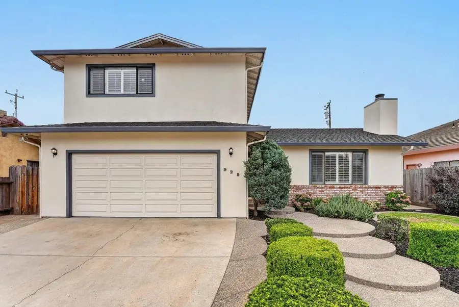 929 Lake Village Drive, Watsonville, CA 95076 - #2