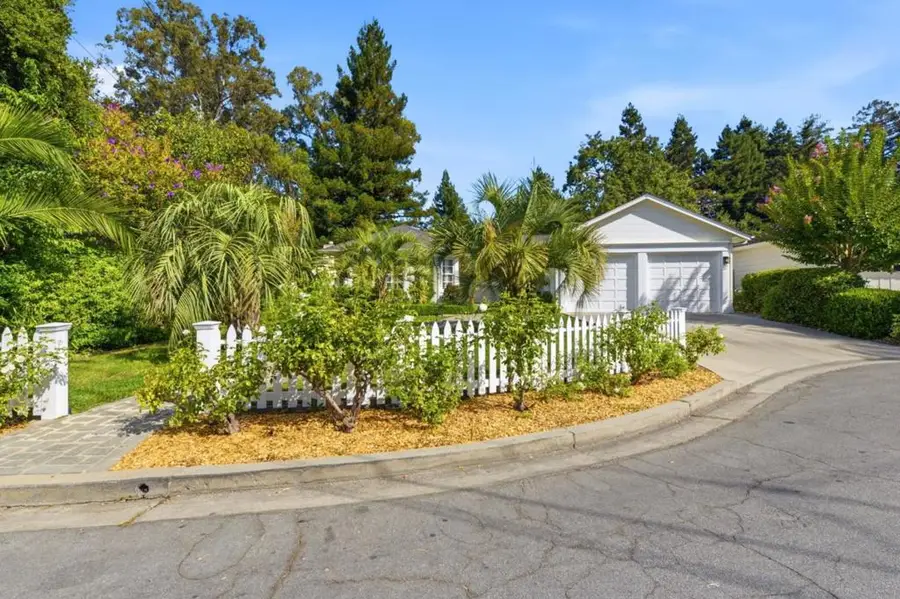 2 Bradley Court, Redwood City, CA 94061 - #2