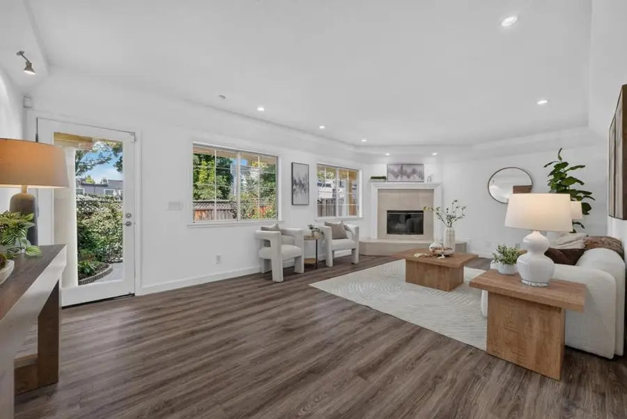 18 Tyrella Court, Mountain View, CA 94043 - #3