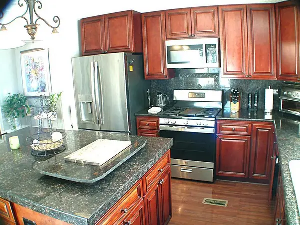 365 Millpond Drive #365, San Jose, CA 95125