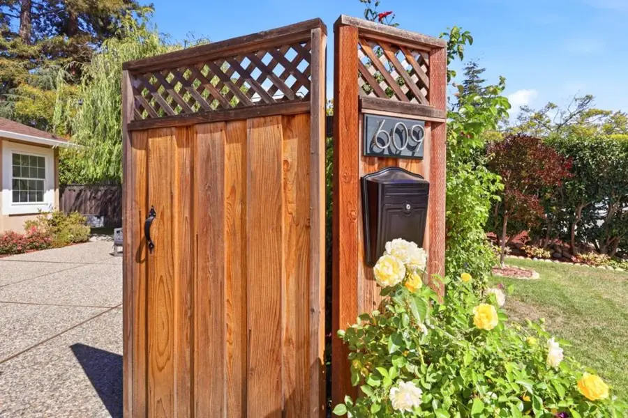 609 Teredo Drive, Redwood City, CA 94065 - #2