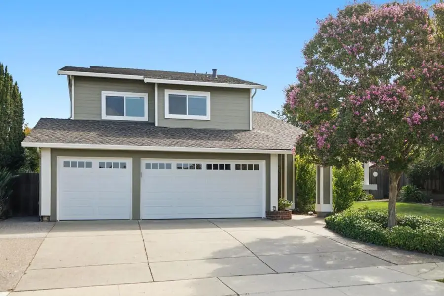 5352 Hounds, San Jose, CA 95135 - #2