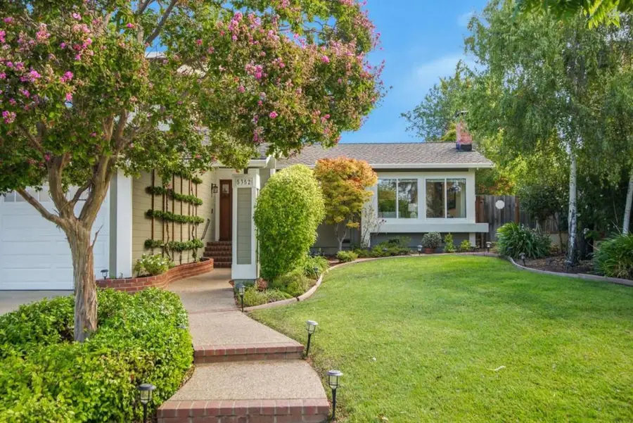 5352 Hounds, San Jose, CA 95135 - #3