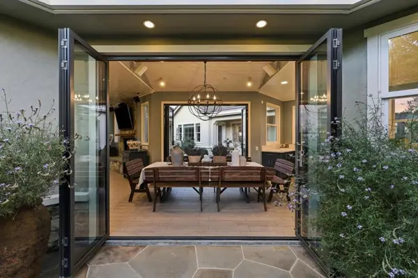 10115 Ridgeline Court, Dublin, CA 94568